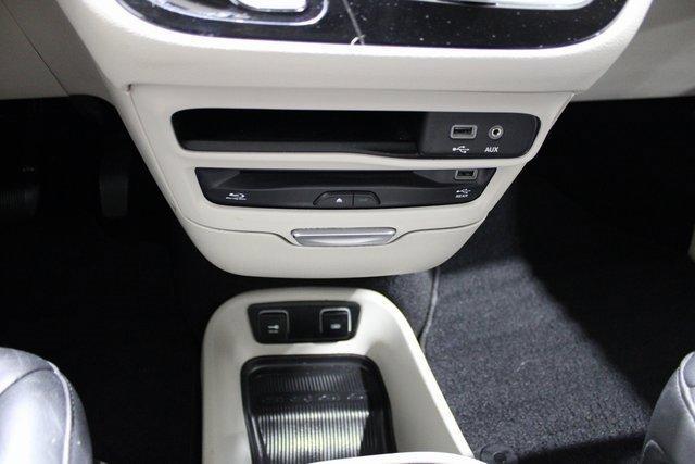 used 2018 Chrysler Pacifica car, priced at $13,218