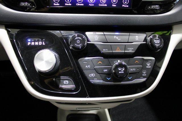 used 2018 Chrysler Pacifica car, priced at $13,218