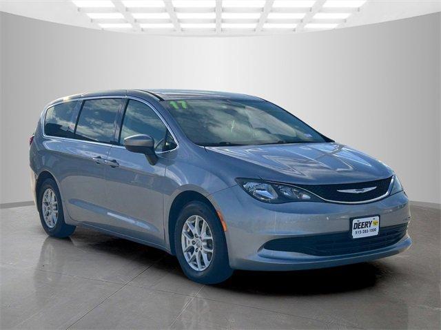 used 2017 Chrysler Pacifica car, priced at $10,393