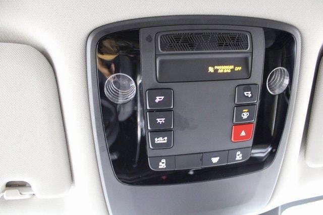 used 2025 Kia Carnival car, priced at $37,268