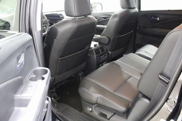 used 2022 Honda Pilot car, priced at $34,338