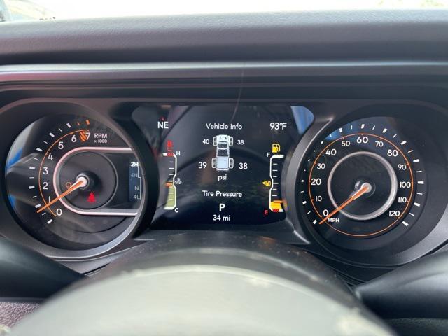 new 2025 Jeep Gladiator car, priced at $58,580