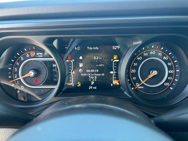 new 2025 Jeep Gladiator car, priced at $48,125