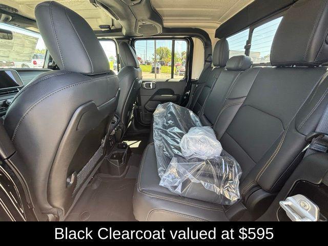 new 2025 Jeep Gladiator car, priced at $48,125