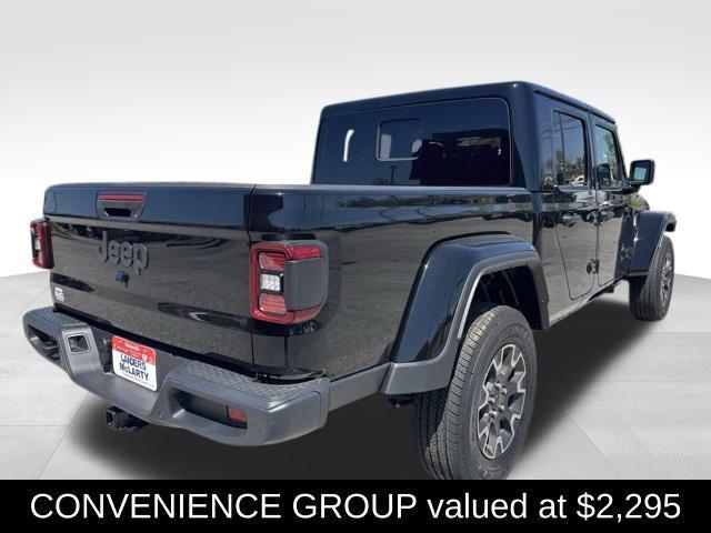 new 2025 Jeep Gladiator car, priced at $48,125