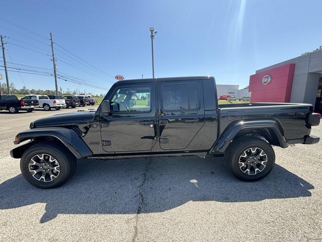 new 2025 Jeep Gladiator car, priced at $55,730