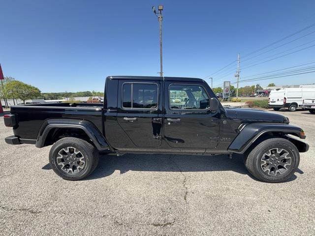 new 2025 Jeep Gladiator car, priced at $55,730