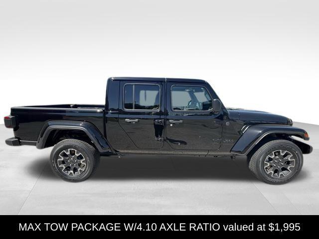 new 2025 Jeep Gladiator car, priced at $48,125