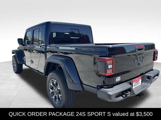 new 2025 Jeep Gladiator car, priced at $48,125