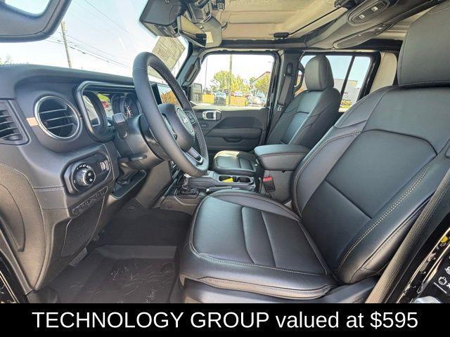 new 2025 Jeep Gladiator car, priced at $48,125