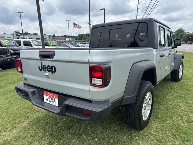 used 2023 Jeep Gladiator car, priced at $31,247