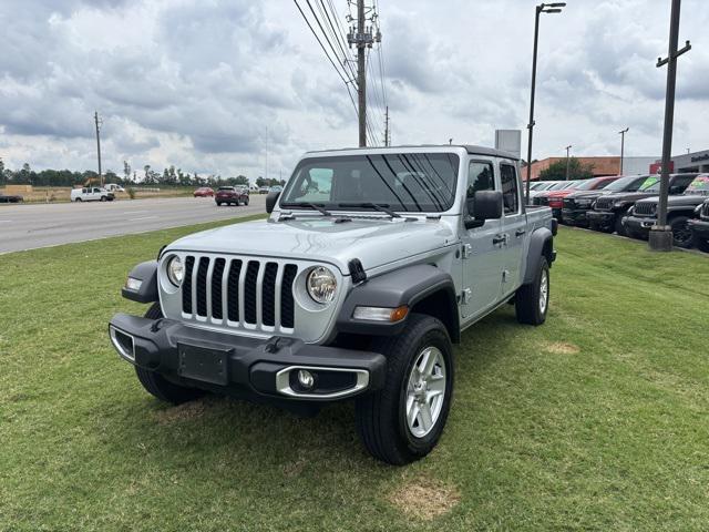 used 2023 Jeep Gladiator car, priced at $31,247