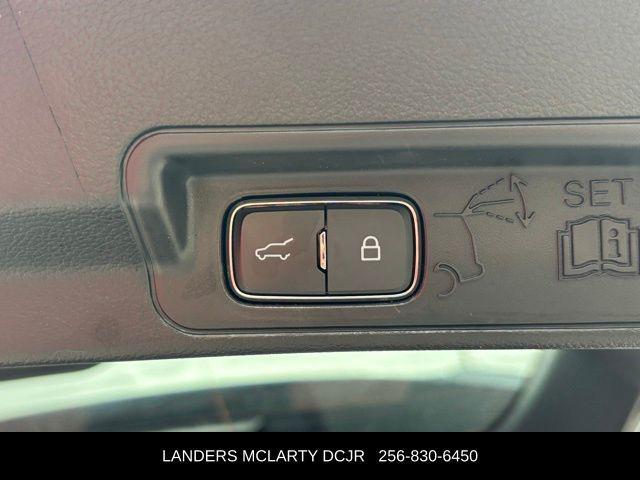 used 2024 Ford Explorer car, priced at $31,997