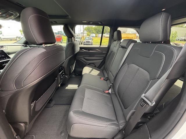 new 2025 Jeep Grand Cherokee car, priced at $29,019