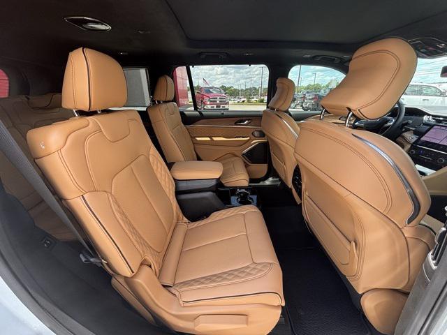 new 2025 Jeep Grand Cherokee L car, priced at $62,776