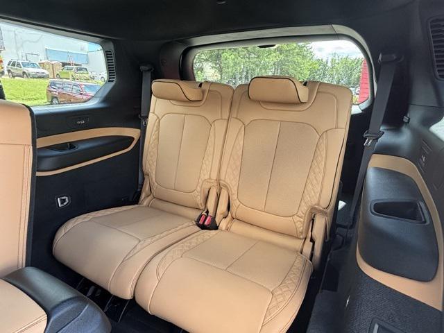 new 2025 Jeep Grand Cherokee L car, priced at $62,776