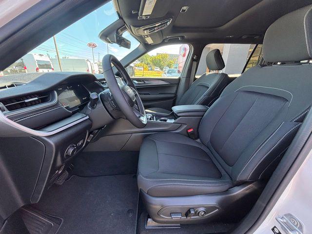 new 2025 Jeep Grand Cherokee L car, priced at $36,320