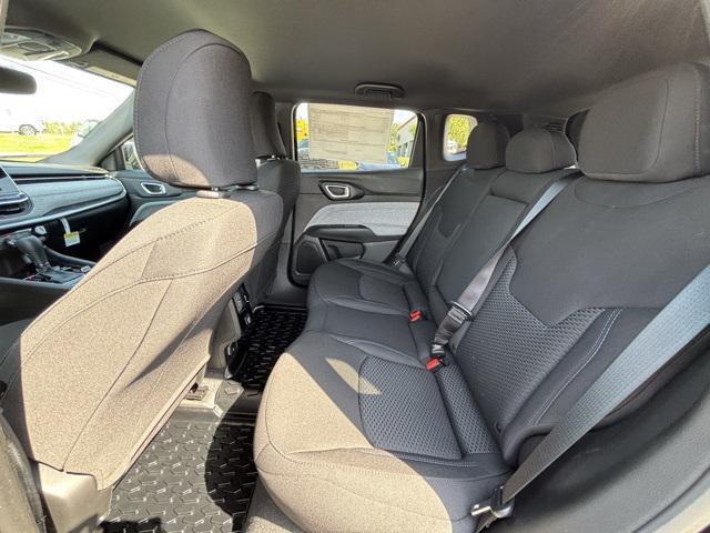 new 2025 Jeep Compass car, priced at $26,990