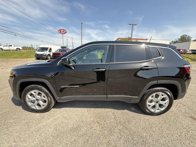 new 2025 Jeep Compass car, priced at $26,990