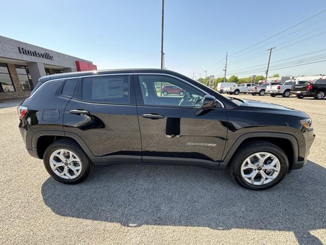 new 2025 Jeep Compass car, priced at $26,990