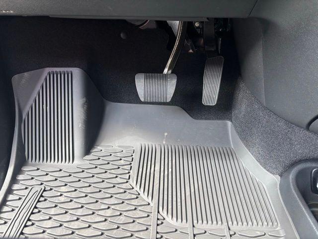 new 2025 Chrysler Voyager car, priced at $33,584