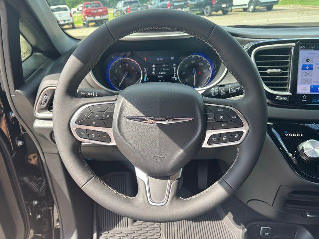 new 2025 Chrysler Voyager car, priced at $33,584