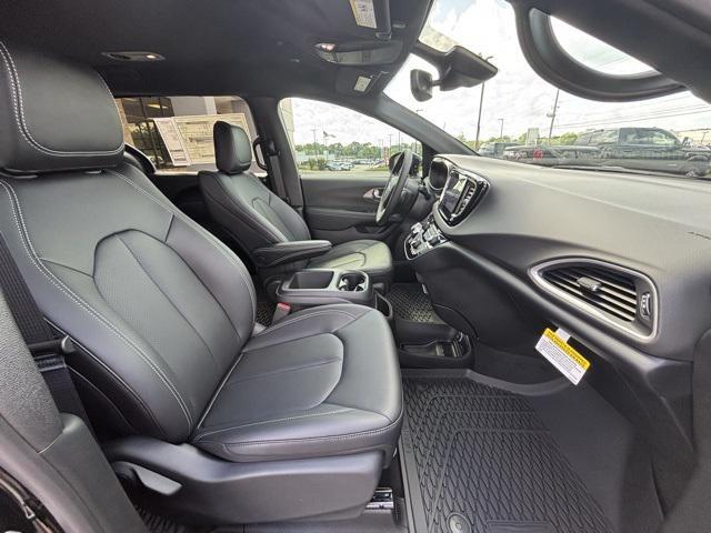 new 2025 Chrysler Voyager car, priced at $37,608