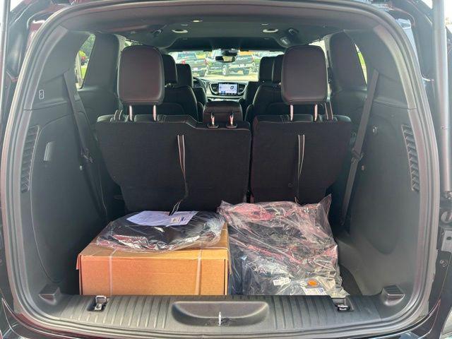 new 2025 Chrysler Voyager car, priced at $33,584