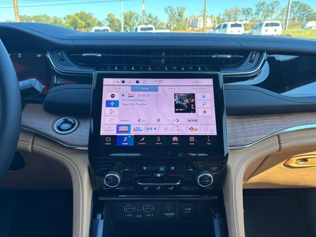 new 2025 Jeep Grand Cherokee L car, priced at $67,490