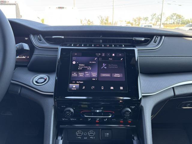 new 2025 Jeep Grand Cherokee L car, priced at $31,729