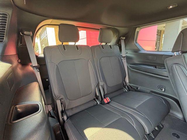 new 2025 Jeep Grand Cherokee L car, priced at $32,729