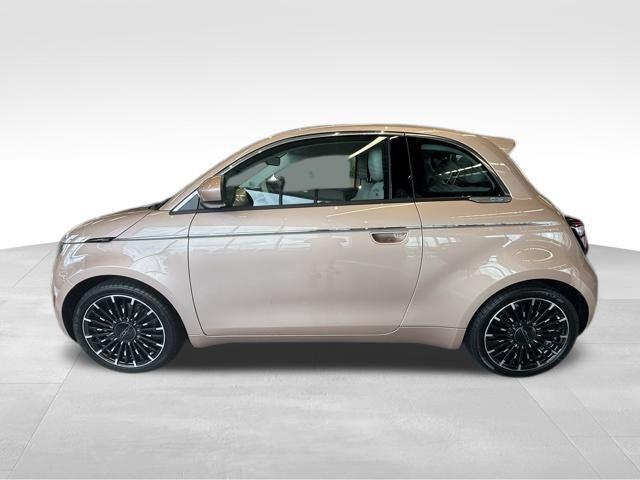 new 2025 FIAT 500e car, priced at $31,995