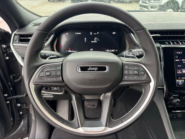 new 2025 Jeep Grand Cherokee car, priced at $37,230
