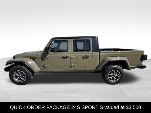 new 2025 Jeep Gladiator car, priced at $43,030