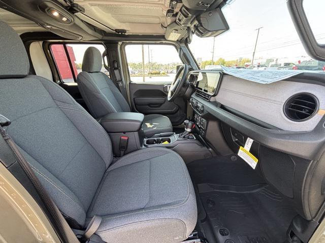 new 2025 Jeep Gladiator car, priced at $51,135