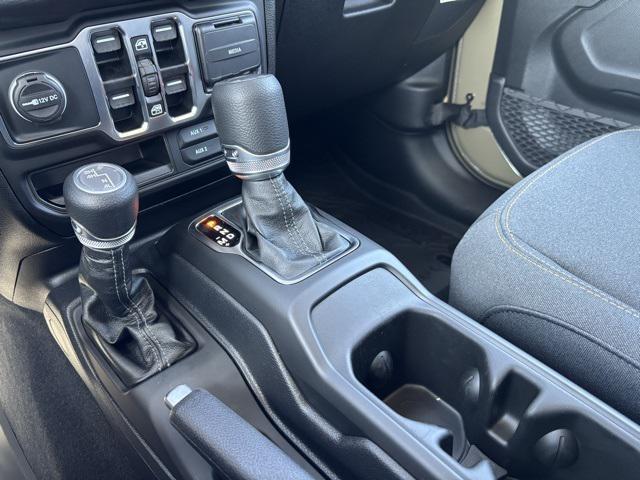 new 2025 Jeep Gladiator car, priced at $51,135