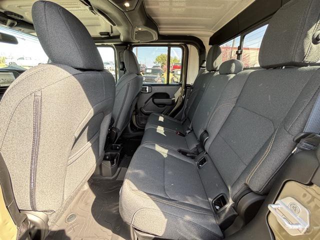 new 2025 Jeep Gladiator car, priced at $51,135