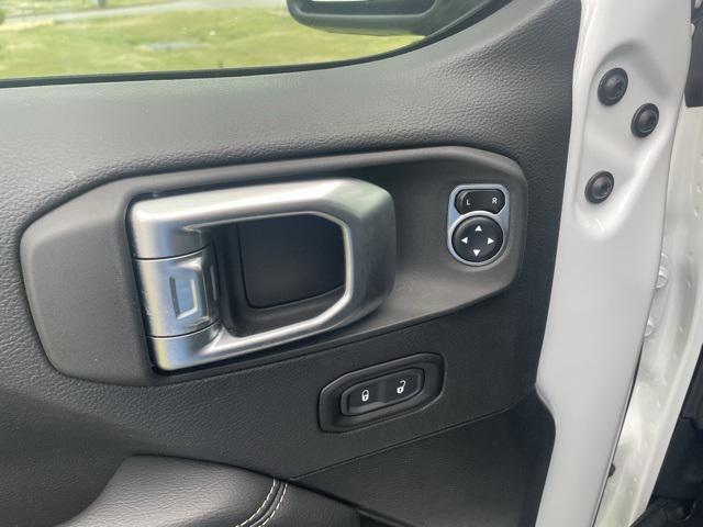 used 2020 Jeep Gladiator car, priced at $37,377