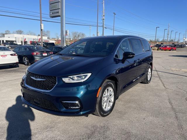 new 2025 Chrysler Pacifica car, priced at $43,315