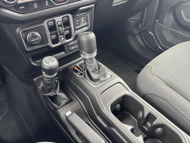 new 2025 Jeep Gladiator car, priced at $48,310