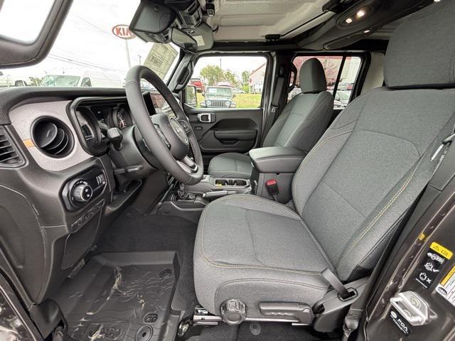 new 2025 Jeep Gladiator car, priced at $48,310