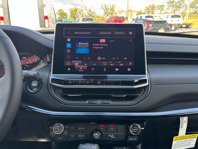 new 2026 Jeep Compass car, priced at $30,685