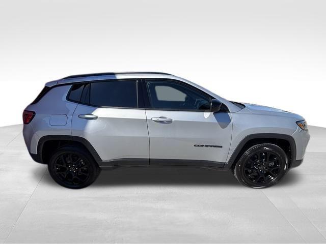 new 2026 Jeep Compass car, priced at $25,685