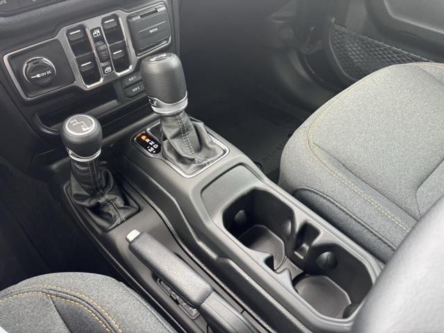 new 2025 Jeep Wrangler car, priced at $49,471