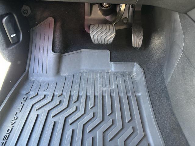 used 2024 Mitsubishi Outlander car, priced at $24,497