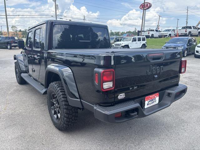 new 2025 Jeep Gladiator car, priced at $47,377