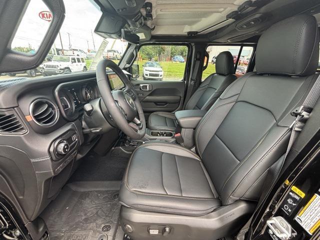 new 2025 Jeep Gladiator car, priced at $47,377