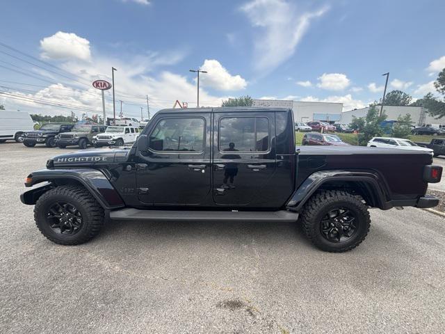 new 2025 Jeep Gladiator car, priced at $47,377