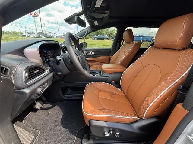 new 2026 Chrysler Pacifica car, priced at $53,575