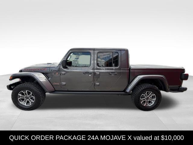 new 2025 Jeep Gladiator car, priced at $58,474